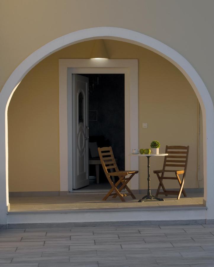 Pithos Modern Apartments Vothon Exterior photo
